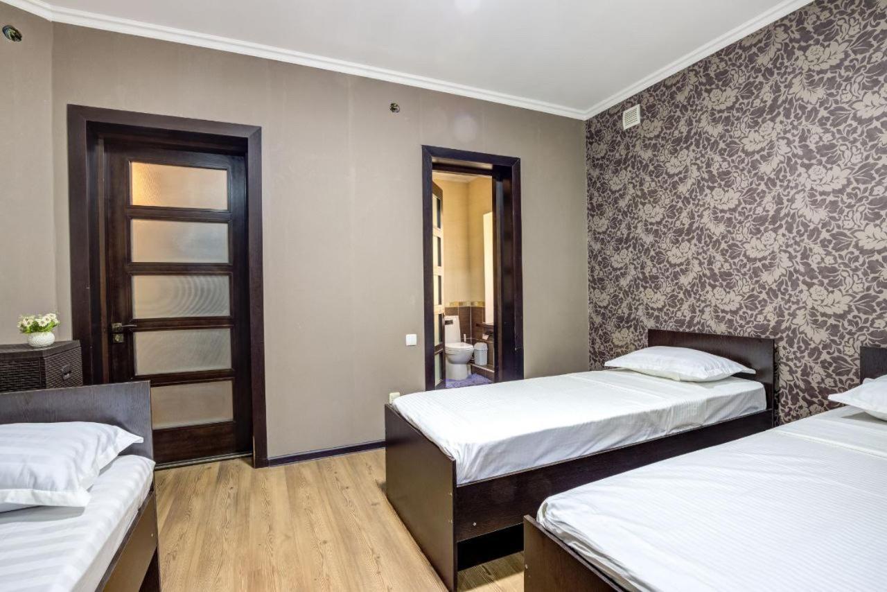 Opera Bed&Breakfast 비슈케크 외부 사진